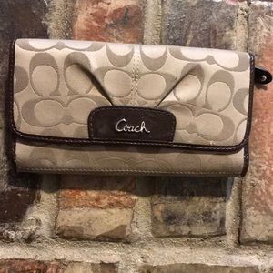 Coach wallet